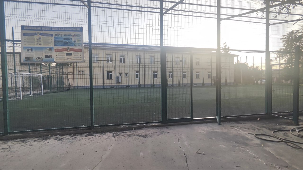 Fayzobod stadion - 1 rasm