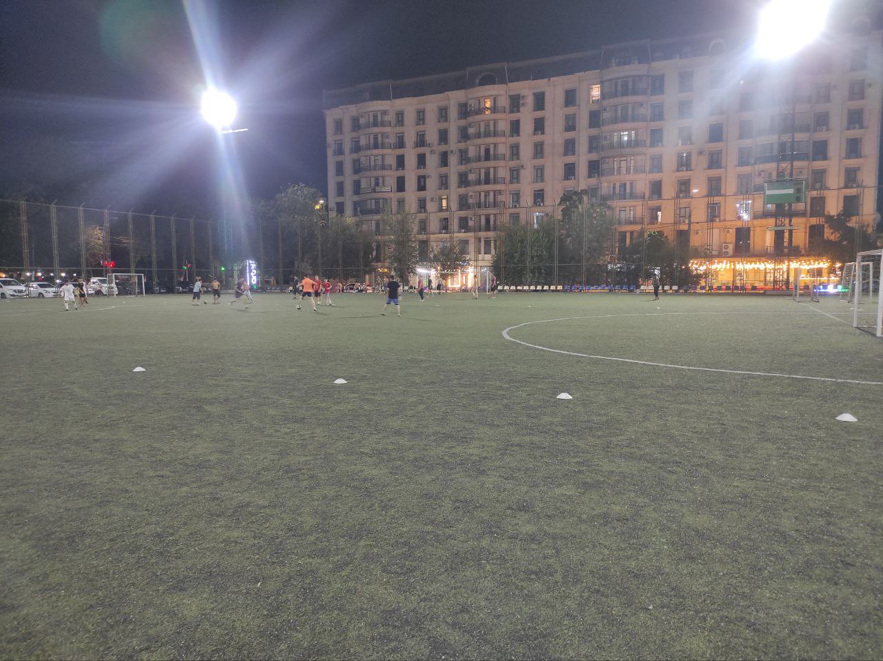 Stadion Ashxobod - 3 rasm