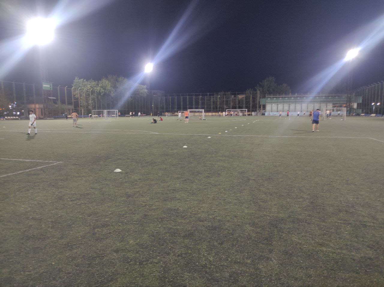 Stadion Ashxobod - 5 rasm