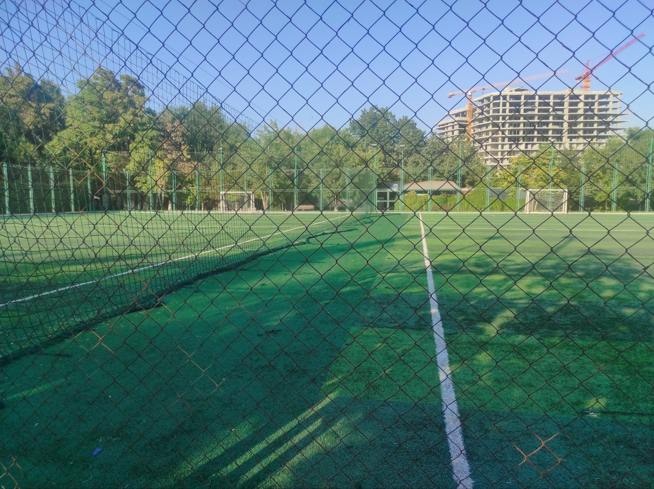 Stadion Do'stlik (eski Bobur) bog'i - 2 rasm